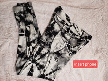Load image into Gallery viewer, Black tie dye pocket legging
