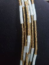 Carregar imagem no visualizador da galeria, African waist beads
