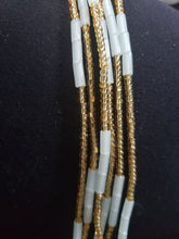 Cargar imagen en el visor de la galería, African waist beads
